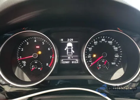 2015 Volkswagen Jetta Gli z USA, uszkodzony, nr VIN 3VW5T7AJ2FM255149